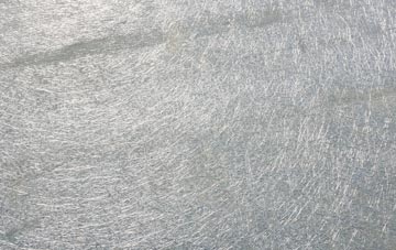 Trumaisgearraidh laminate fibreglass or shingles?